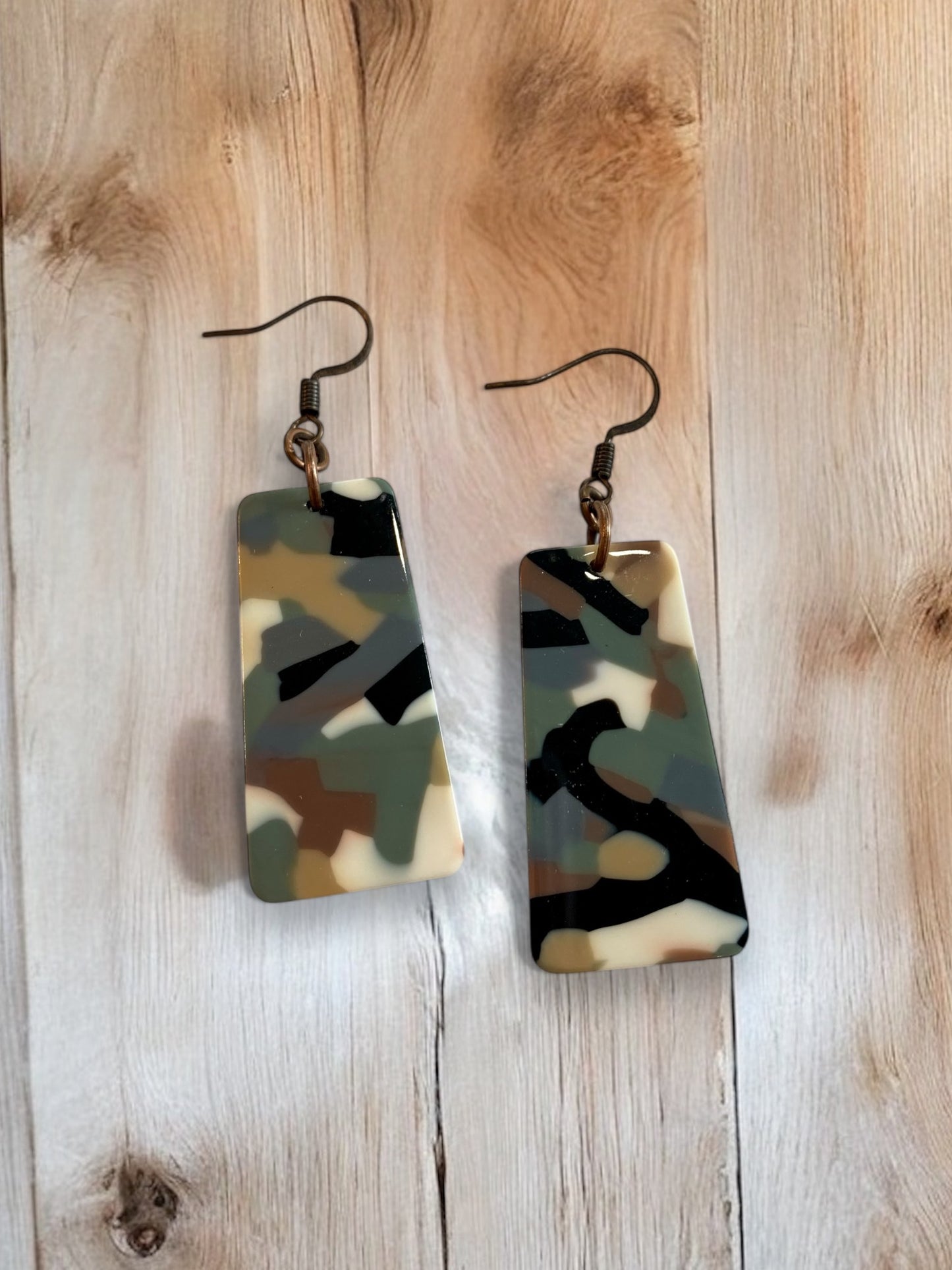 Wintry Tortoiseshell Acetate Rectangle Earrings