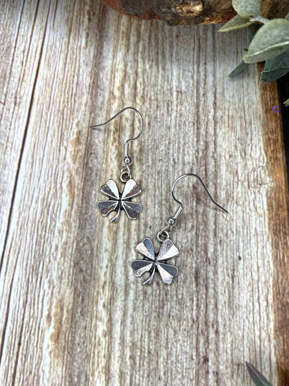 Four Leaf Clover Dainty Earrings